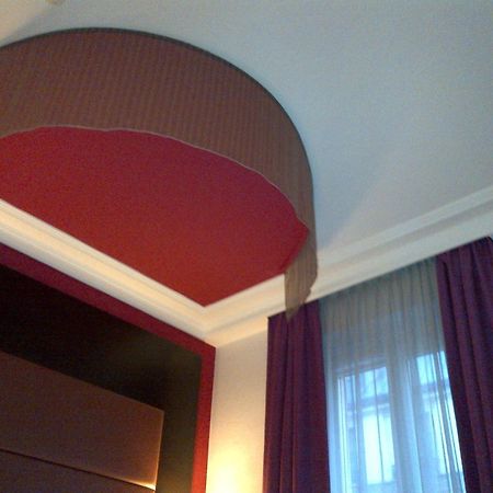 Ibis Styles Paris Pigalle Montmartre Bagian luar foto