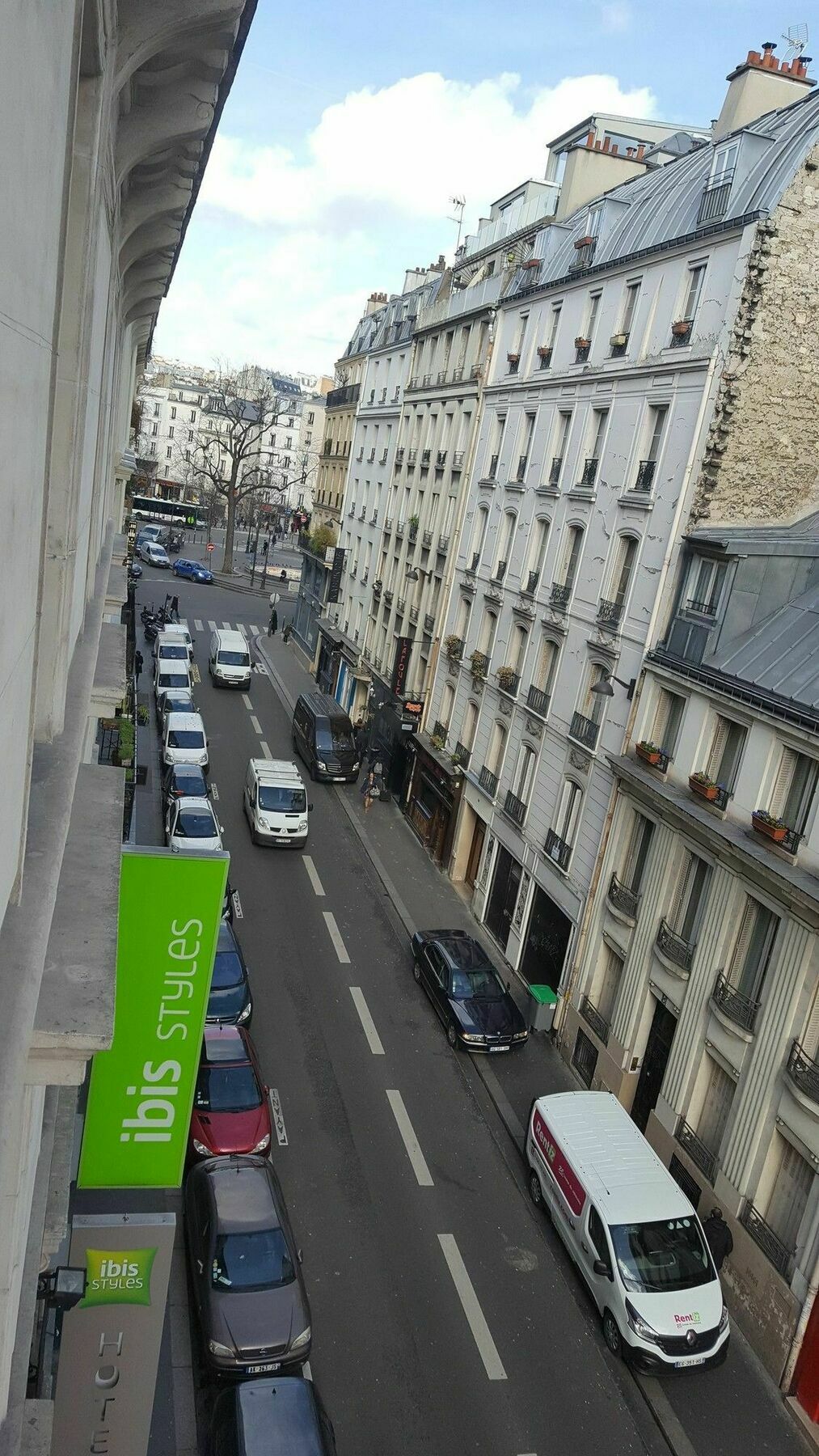 Ibis Styles Paris Pigalle Montmartre Bagian luar foto